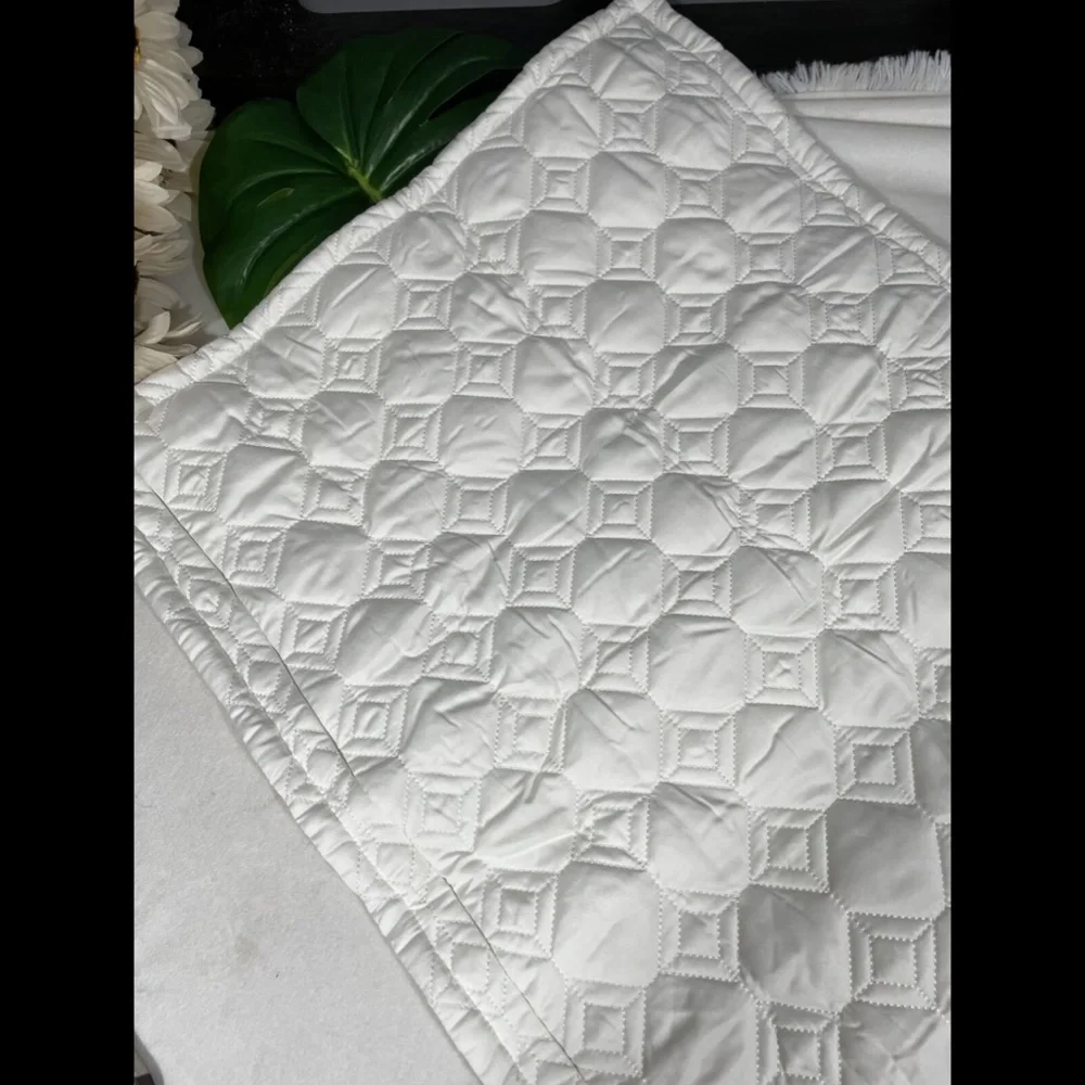 NEW Hotel Collection Alabastar‎ Quilted 1 King Sham